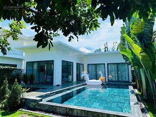 Cắt lỗ  bán 1 căn nhà vườn 244m2, giá 2.8 tỷ  có hồ bơi  sân vườn đẹp mới hoàn thiện