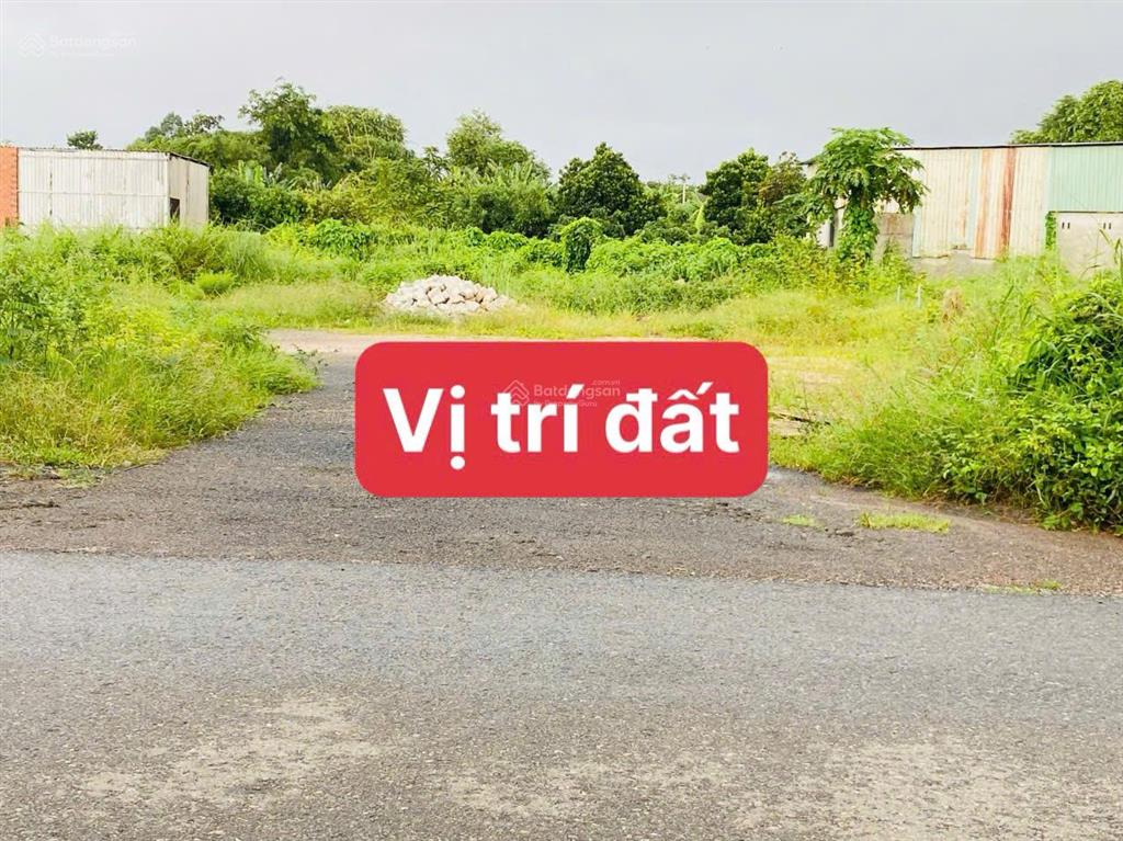 Đất thị trấn đất đỏ 208m2  mặt tiền đường tôn thất tùng  tt đất đỏ  brvt, giá 1,35 tỷ