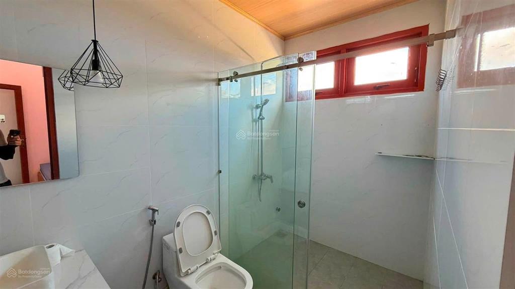 Bán nhà vườn có hồ bơi mới, mặt tiền 8m, diện tích 341m2 tại láng dài đất đỏ