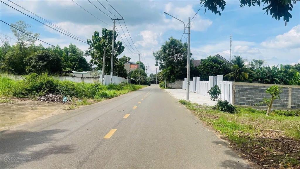 Đất trung tâm đất đỏ thành phố hồ chí minh 1008m²  200m2 thổ cư