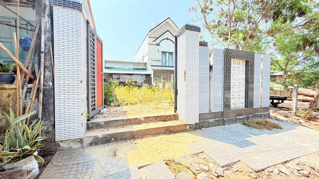 Tổng hợp đất tđc phước hải full thổ cư gần quảng trường bãi tắm, cách biển 500 đến 800m, 2 đến 5 tỷ
