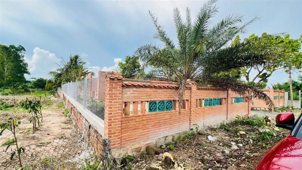 Đất đẹp gần biển phước hải  sát bên tl 44b, diện tích 1585m có 290m thổ cư, giá 6,2 tỷ