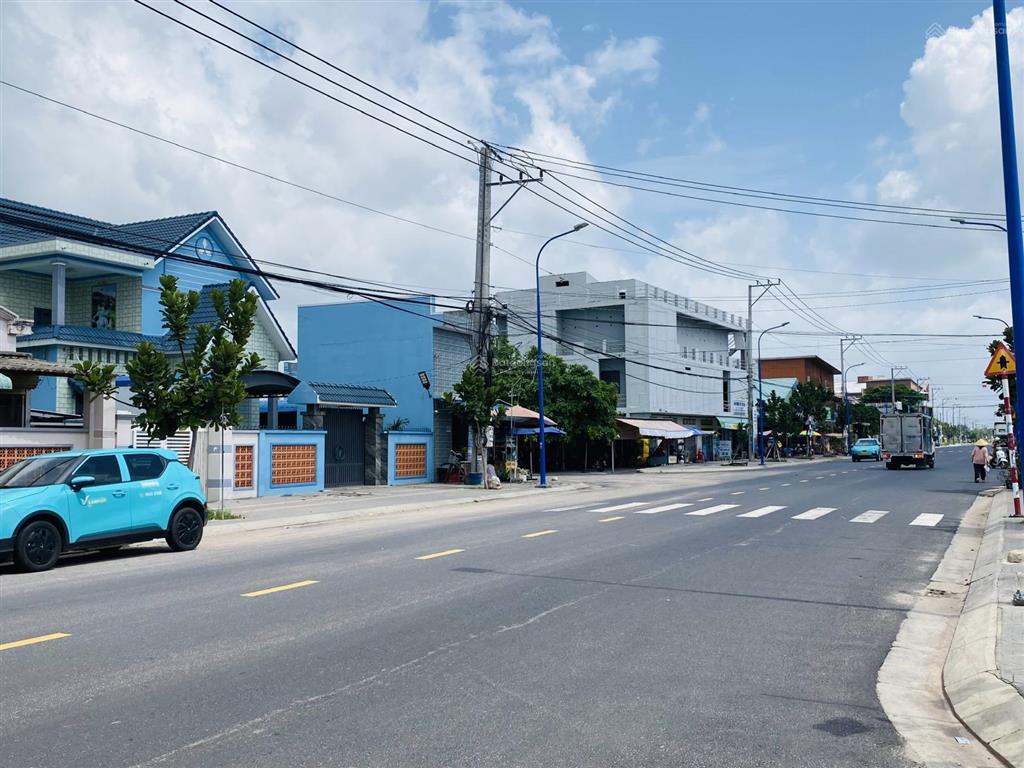 Lô đất mặt tiền dt 233m  trục chính lộc an  hồ lồ  đi bộ ra biển lộc an