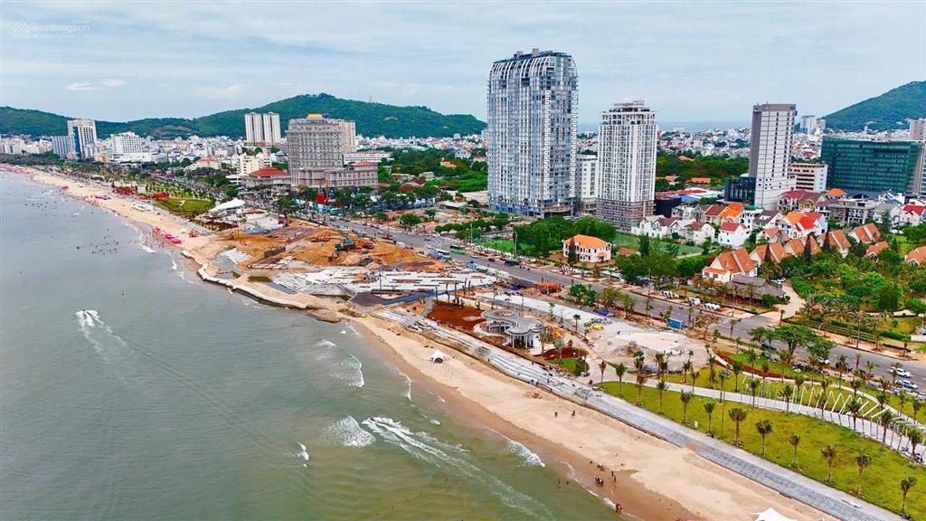 Căn 1pn view biển tầng cao, bán giá hoà vốn. chính chủ ko tiếp môi giới