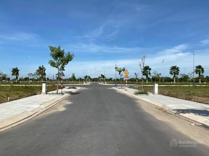 Cần bán nhanh lô đất biên hòa new city, vị trí đẹp, giá tốt, sổ đỏ, dt 5x20m, ht vay
