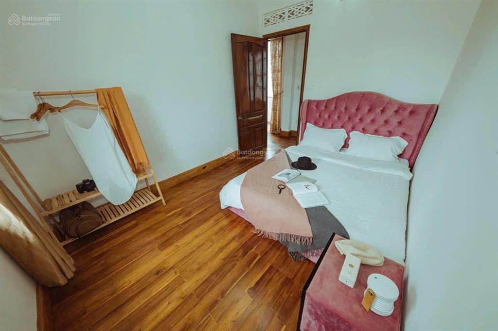 Bán căn biệt thự 2 mặt tiền giá tốt nguyễn hữu cảnh p8. đà lạt dt 245m2 ngang 12,7m chỉ 13,5 tỷ