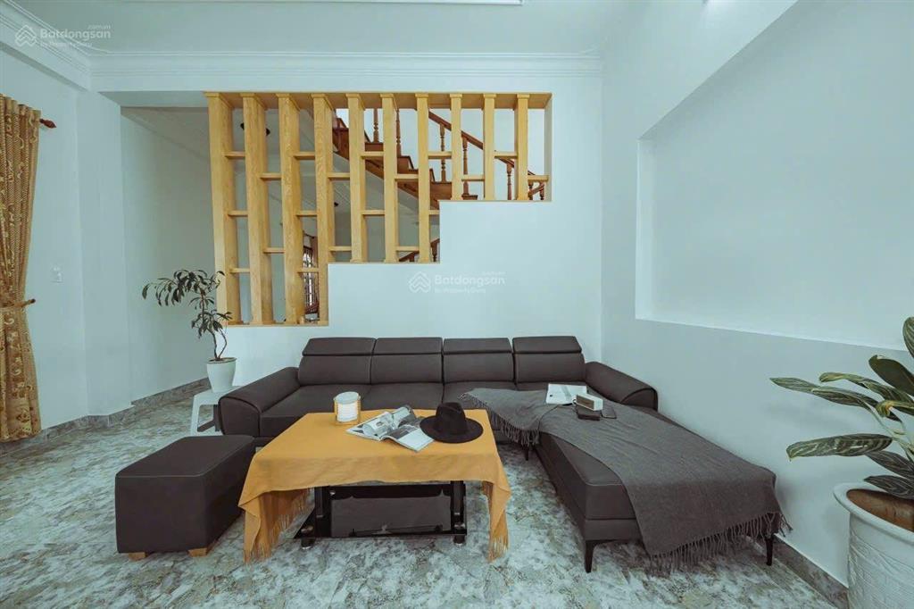 Bán căn biệt thự 2 mặt tiền giá tốt nguyễn hữu cảnh p8. đà lạt dt 245m2 ngang 12,7m chỉ 13,5 tỷ