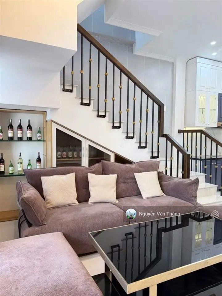 Nhà srxd hoàn công mt ngô thì nhậm, đà lạt  64m2 full nội thất  6,3tỷ