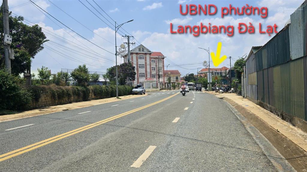 Bán đất mặt tiền đường bidoup (qh rộng 22m) cách tthc phường langbiang đà lạt 100m