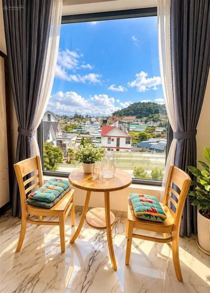 Ngộp! villa sân vườn  trịnh hoài đức, p.11, đà lạt  200m2  5pn  8,2 tỷ.