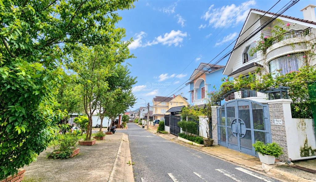 Bán nhanh! đất biệt thự kqh trần anh tông p. 8 đà lạt  cách hồ xuân hương 2 km  10,2 tỷ