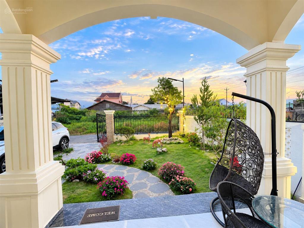 Villa ngô tất tố, đà lạt  gần kdl thung lũng tình yêu  201,5m2  12 tỷ