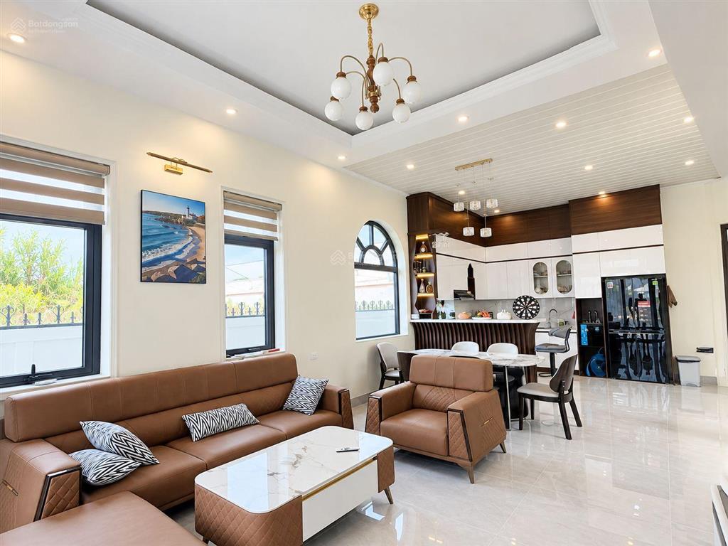 Villa ngô tất tố, đà lạt  gần kdl thung lũng tình yêu  201,5m2  12 tỷ
