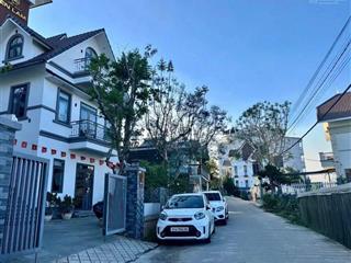 Đất rẻ 568m2| mt 22.7m | 12,5 tỷ | trịnh hoài đức phường 11 đà lạt  chỉ 22 tr/m2 srxd