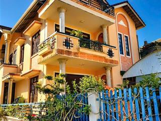 Villa góc 2 mặt tiền kqh yersin đà lạt  cách hồ xuân hương 500m | 367 m2 | 29,5 tỷ