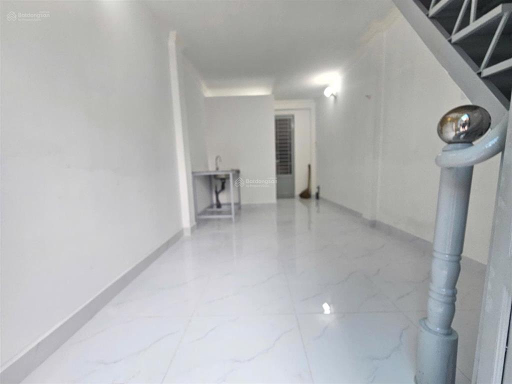 Mặt tiền đường gần chợ bà chiểu thông trường sa cách q1 chỉ 1 cây cầu nhà 2 tầng
