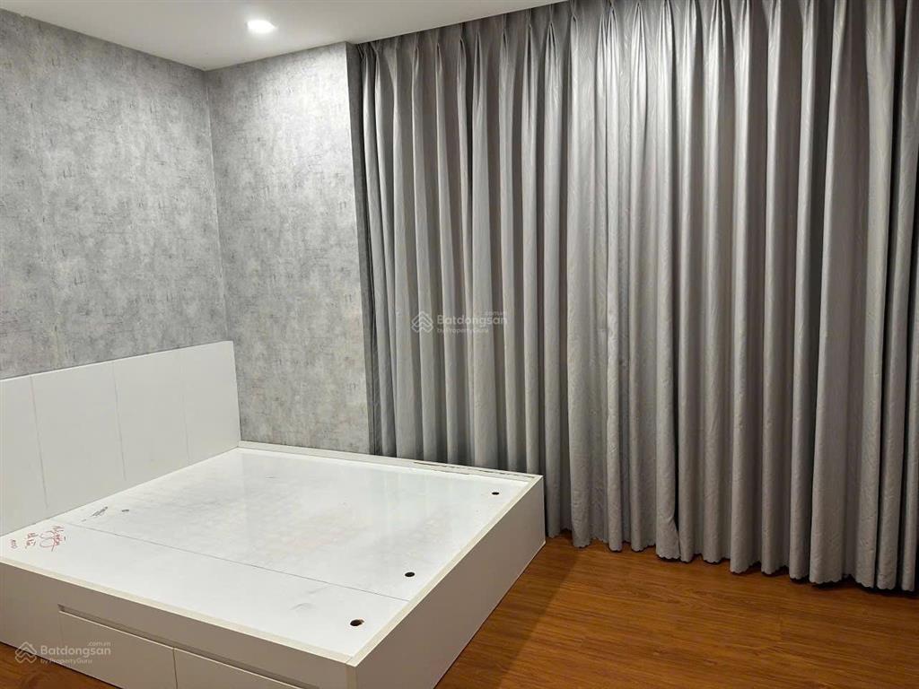 Bán căn hộ him lam riverside 76m2 giá 5.5 tỷ  ms.thảo