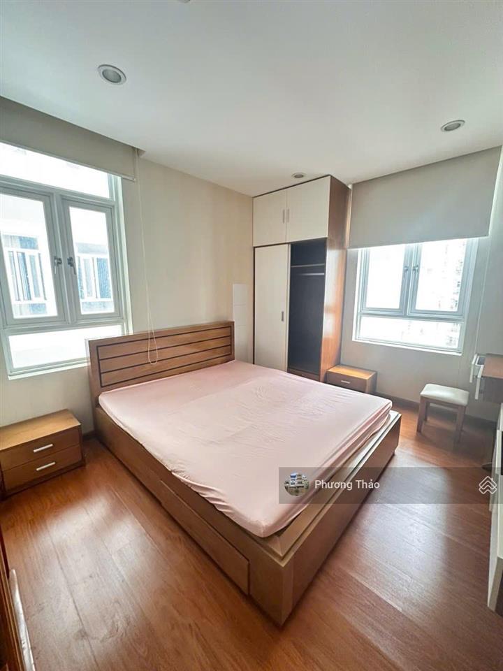 Chính chủ bán căn hộ him lam riverside 77m2 giá 5,3 tỷ  0988 136 *** phương thảo