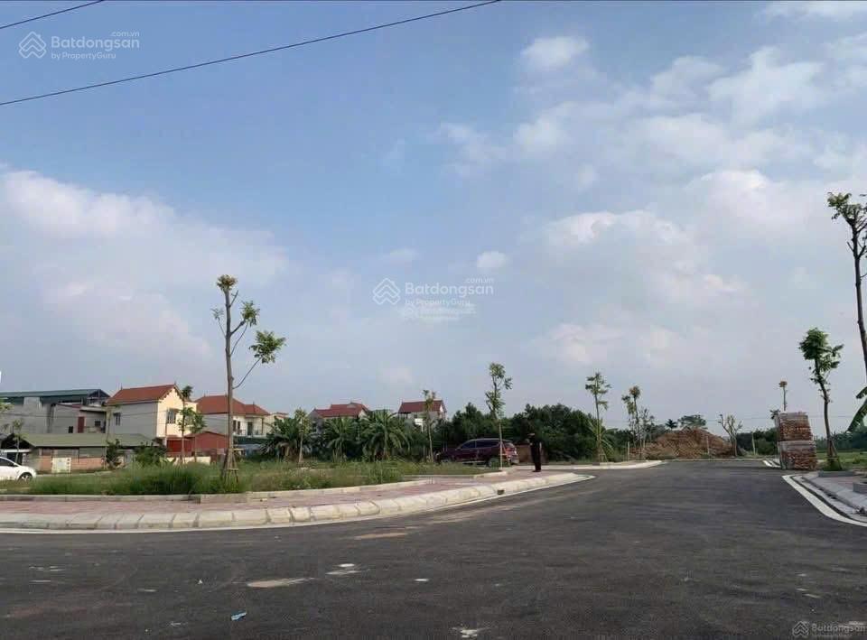 Cc cần bán 75m2 đấu giá hồng hà view vườn hoa  giáp cầu hồng hà  vđ4 giá đầu tư   0972 627 ***