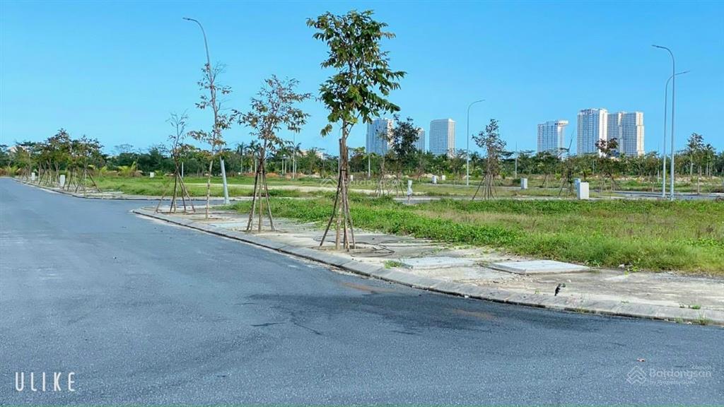 Chính chủ cần tiền bán gấp 122,5m2 sạch đẹp đất khu đô thị số 4 giá đầu tư