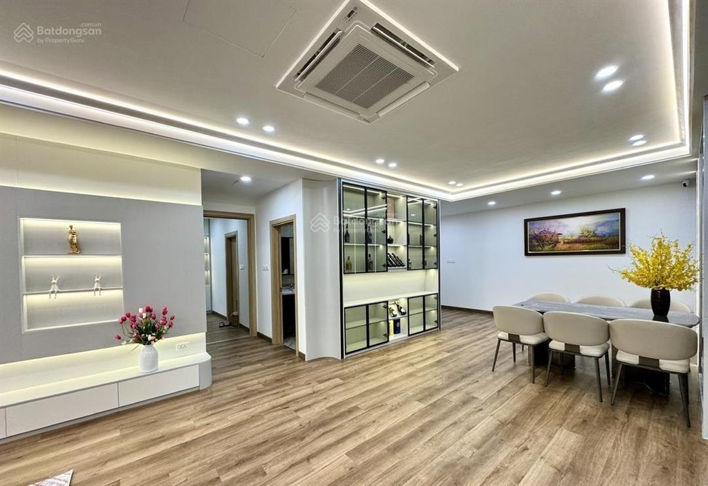 Bán căn hộ n04b t1 ngoại giao đoàn, 3pn 2wc đầy đủ nội thất, sổ đỏ