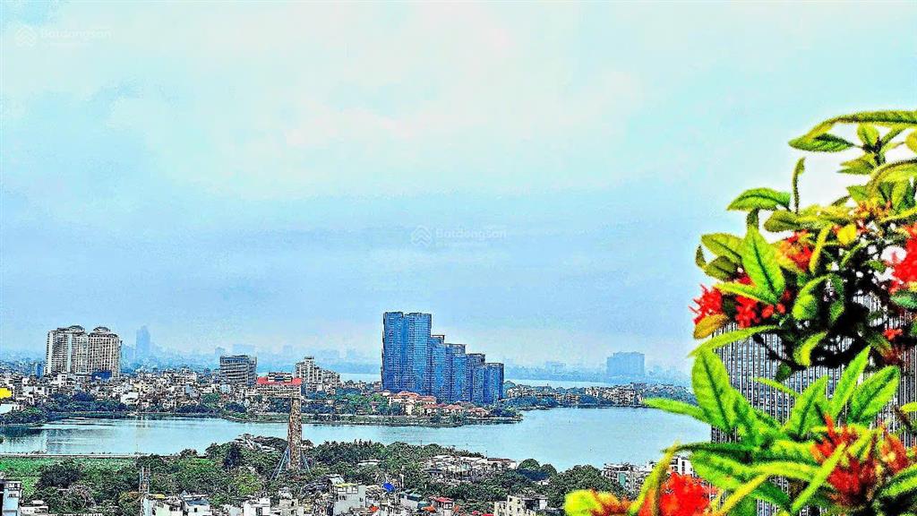 Penthouse duplex udic westlake view trọn hồ tây, 205m2, 2x tỷ, sổ đỏ