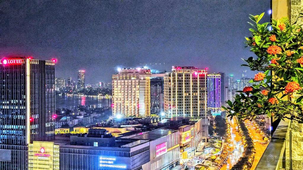 Penthouse duplex udic westlake view trọn hồ tây, 205m2, 2x tỷ, sổ đỏ