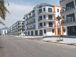 Bán shophose 4 tầng giai đoạn 1,140m2 trục cổng chính 33m ecocharm đà nẵng