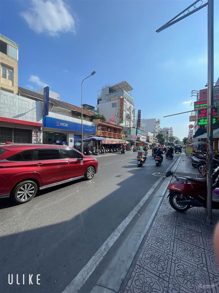 Cho thuê nguyên căn 175 tô hiến thành, dt 4 x 16m, 5 tầng, 6pn, 6wc nhà trống.  0901, 383, 038