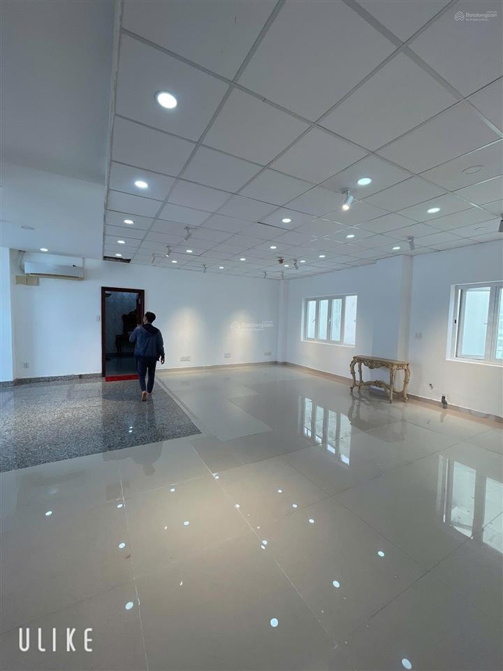 Bán villa phố 456/66 cao thắng. dt 12,5 x 16m, hầm, 2 lầu, áp mái.  0901 383 *** trường (hhmg)