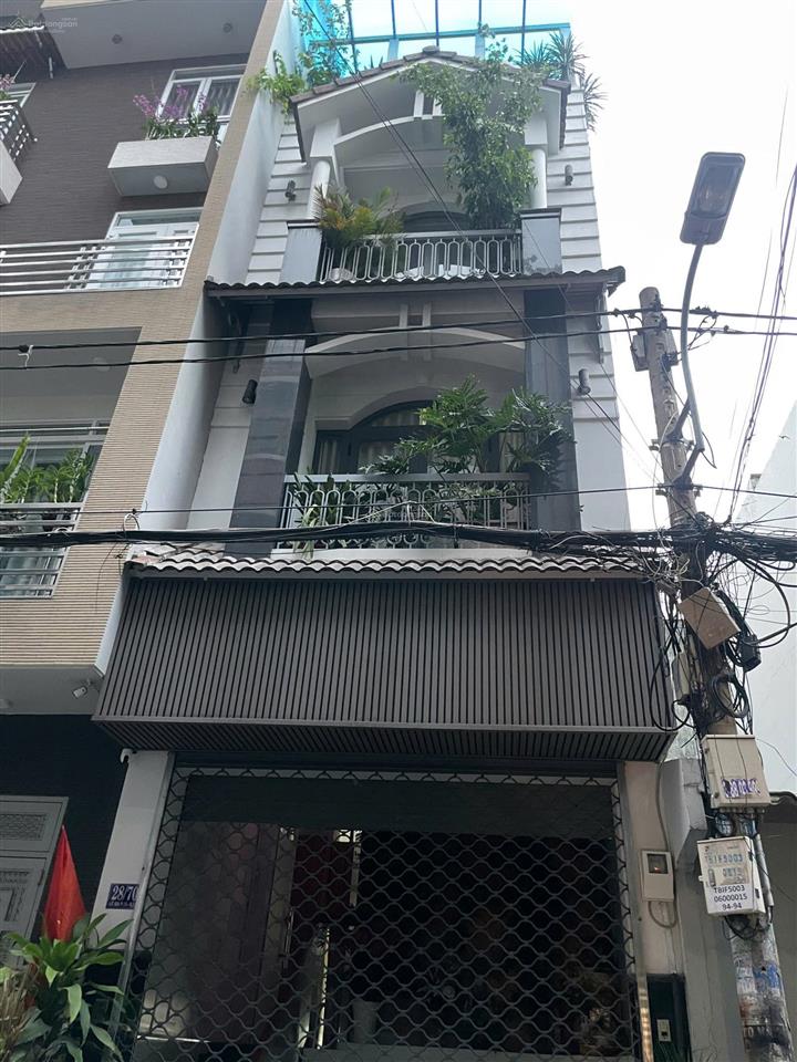 Chủ cần bán nhà 585/3a sư vạn hạnh ngã 3 tô hiến thành. dt 4 x 15,5m, 2 lầu.  0901, 383, 038