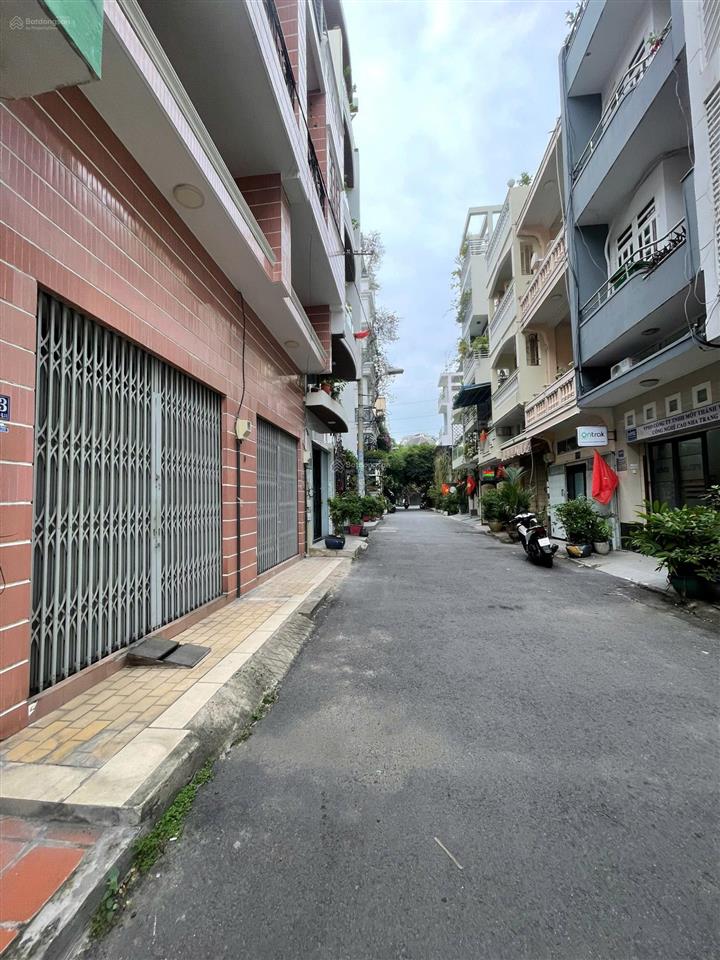 Cần cho thuê nguyên căn 40/5 lữ gia. dt 4 x 15m, 3 lầu nhà đẹp.... 0901, 38, 30, 38