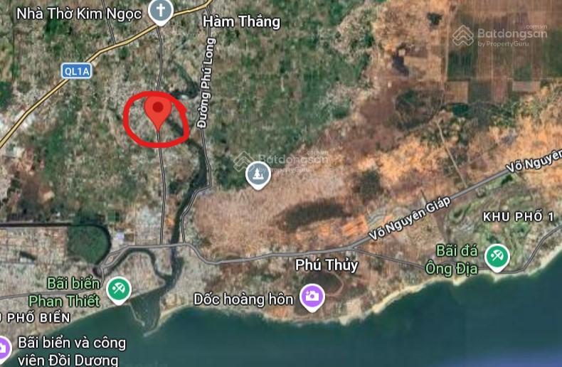 Bán 1 nhà 3 tầng và 1 nhà 1 tầng. đường nhựa 9m. 2p tt phan thiết. 10 p sân bay p.thiết. giá 6,4tỷ