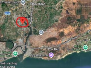 Bán 1 nhà 3 tầng và 1 nhà 1 tầng. đường nhựa 9m. 2p tt phan thiết. 10 p sân bay p.thiết. giá 6,4tỷ