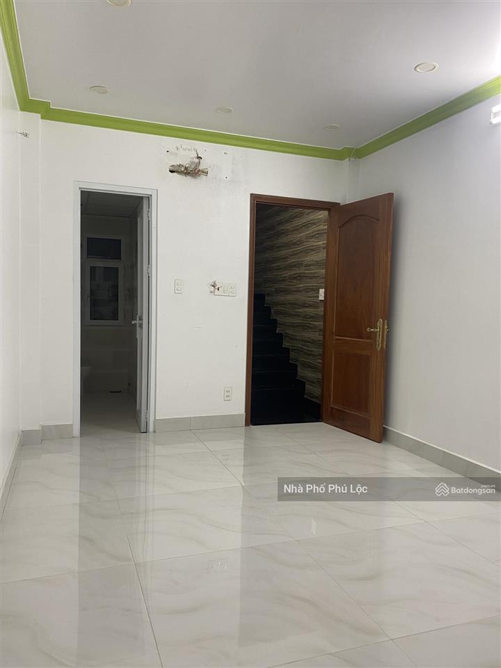 Nhà trần hưng đạo quận 5  3 tầng lầu, nhà mới vào ở ngay giá chỉ nhỉnh 3 tỷ