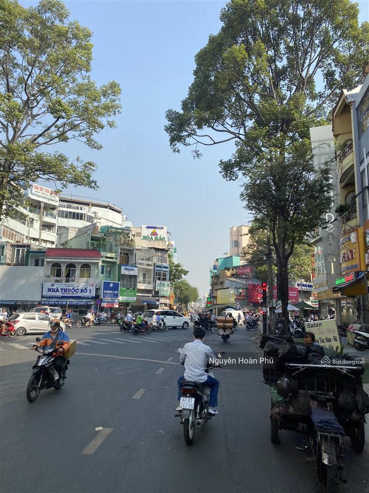 Bán mặt tiền lý thường kiệt q10 ngay bv chợ rẫy (dt 4x17m, 5 tầng + thang máy) vỉa hè kd 10m
