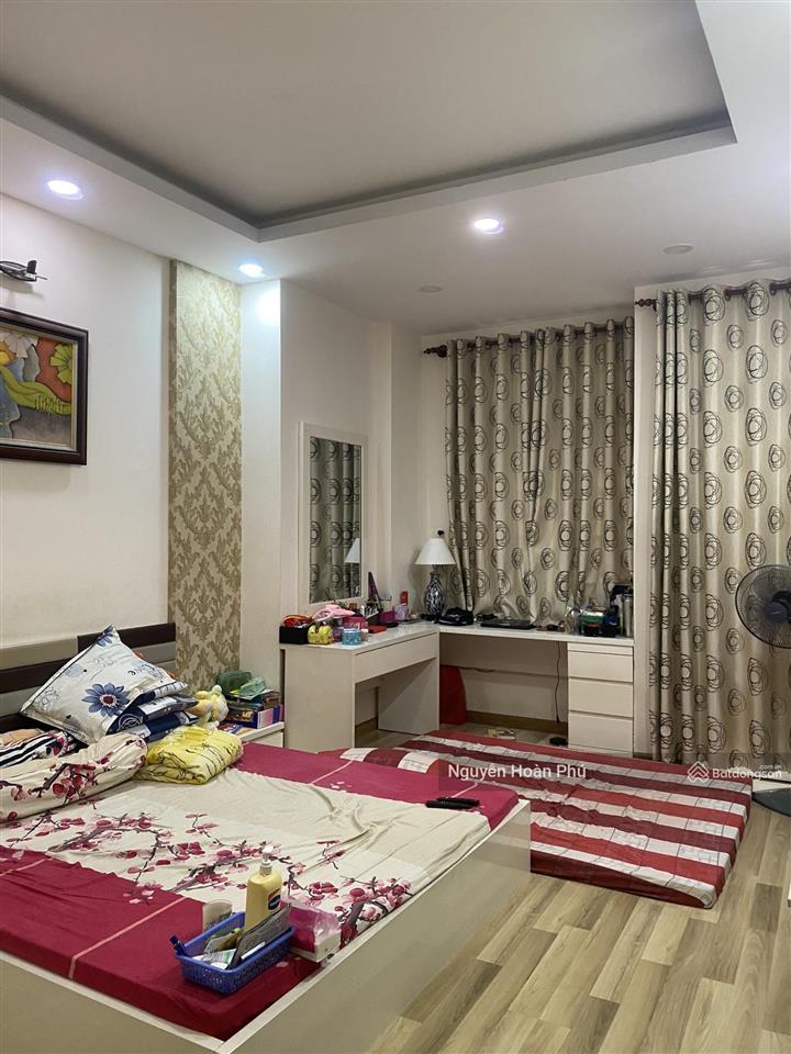 Bán mặt tiền lý thường kiệt q10 ngay bv chợ rẫy (dt 4x17m, 5 tầng + thang máy) vỉa hè kd 10m