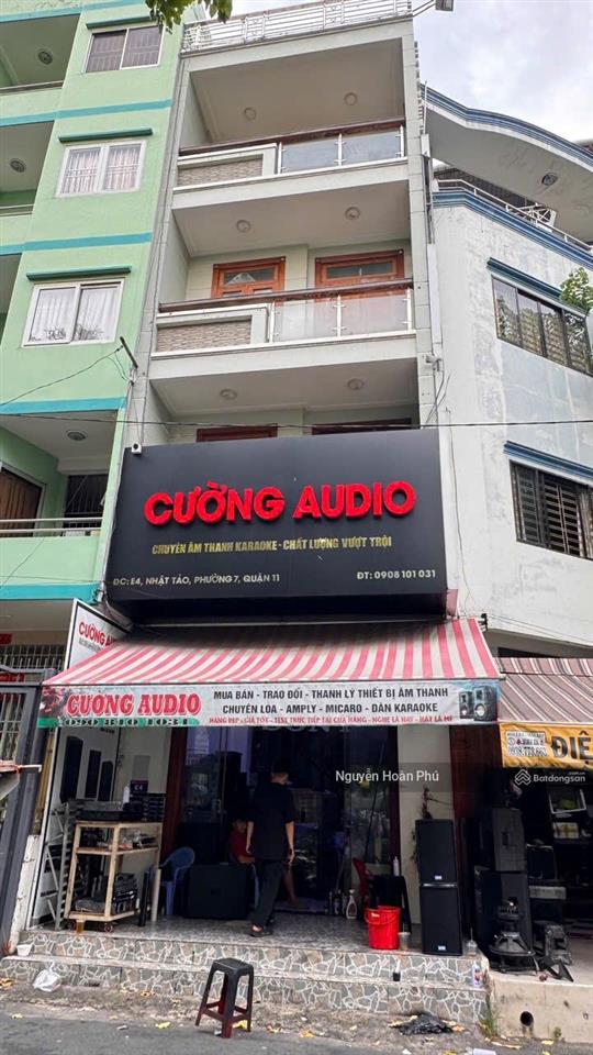 Nhà mt khu chuyên kd đồ điện tử nhật tảo  cách 3/2 30m dt 4,5m x 14m giá rẻ hơn thị trường 30%