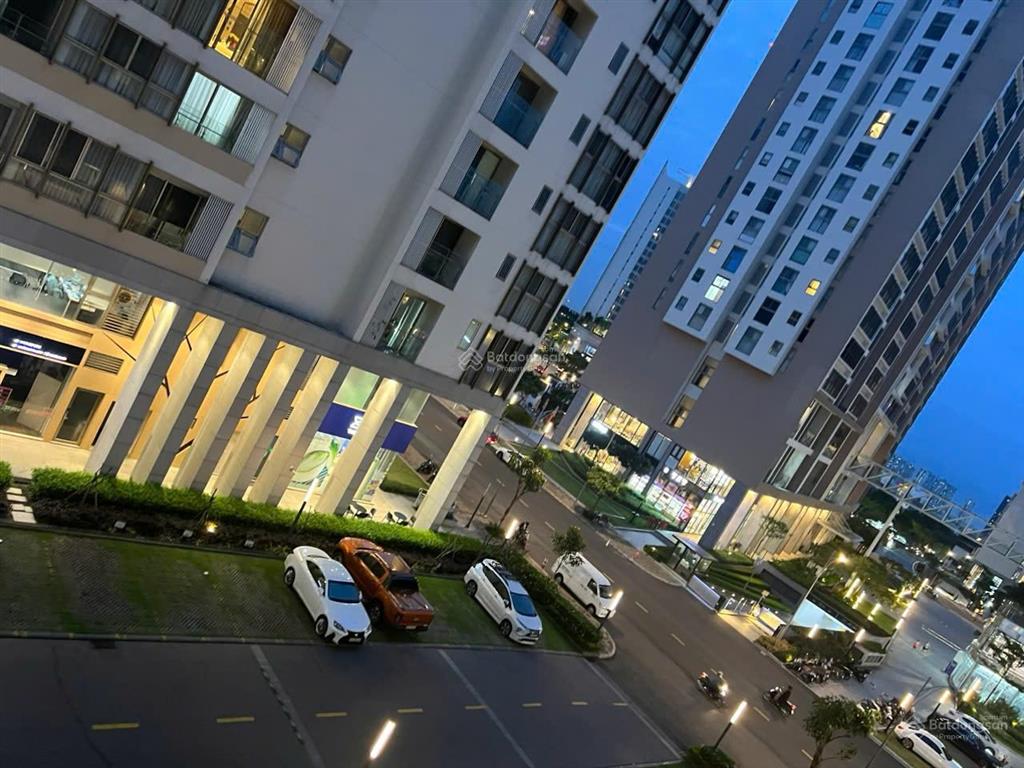 Bán căn hộ midtown 90m2 giá 9 tỷ