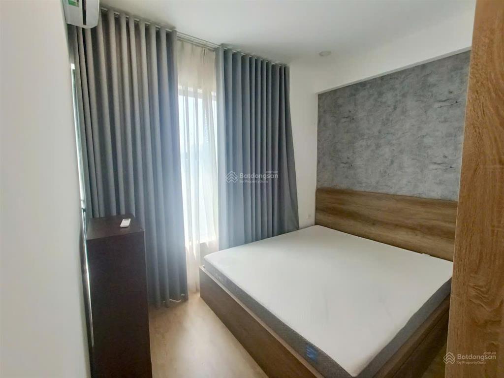 Cho thuê căn hộ hưng phúc premier 2 phòng ngủ, nhà đẹp giá 18tr