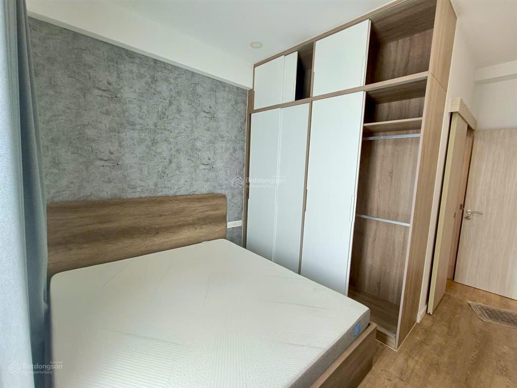 Cho thuê căn hộ hưng phúc premier 2 phòng ngủ, nhà đẹp giá 18tr