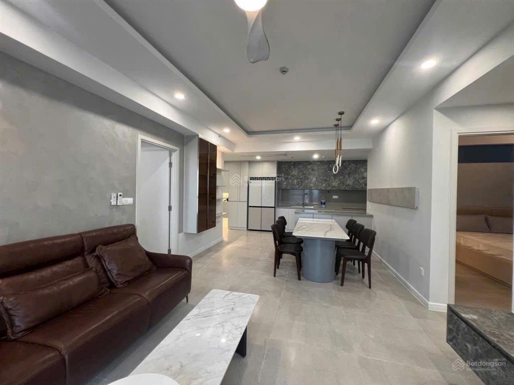 Cho thuê căn hộ antonia 3 phòng ngủ, nhà đẹp, giá thuê tốt chỉ 39tr/tháng