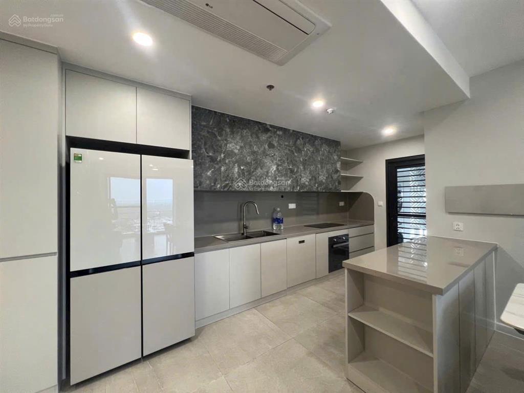 Cho thuê căn hộ antonia 3 phòng ngủ, nhà đẹp, giá thuê tốt chỉ 39tr/tháng