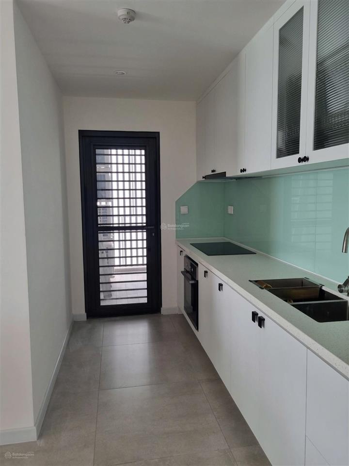Cho thuê căn hộ antonia 3 phòng ngủ giá 37tr