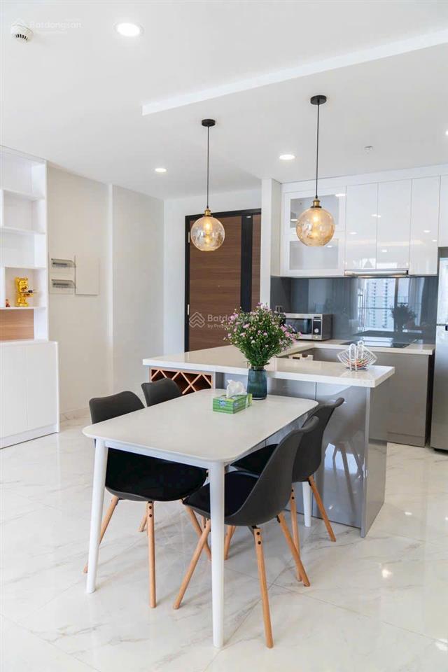 Bán căn hộ midtown 2 phòng ngủ giá tốt 89m2 chỉ 9,2 tỷ