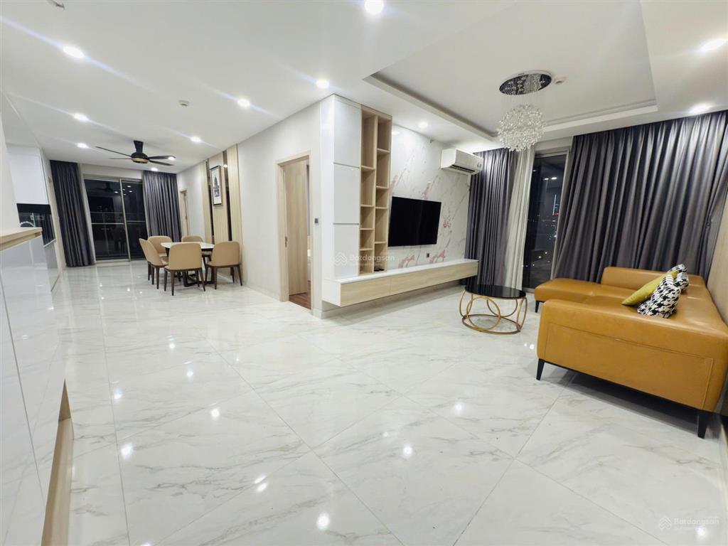 Cho thuê căn hộ midtown 135m2, 3 phòng ngủ + 1 giá thuê 42tr/tháng
