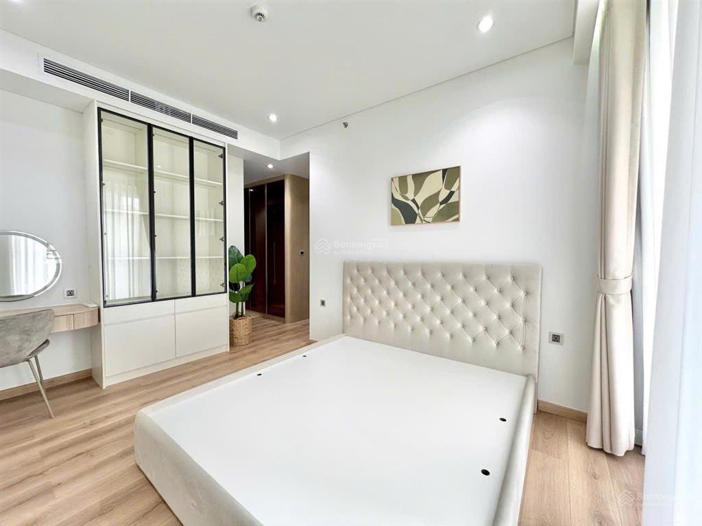 Bán căn hộ midtown m8  the peak 124m2  nội thất cao cấp giá 17,5 tỷ