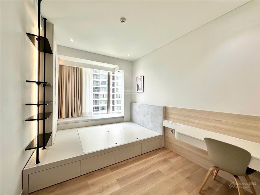 Bán căn hộ midtown m8  the peak 124m2  nội thất cao cấp giá 17,5 tỷ