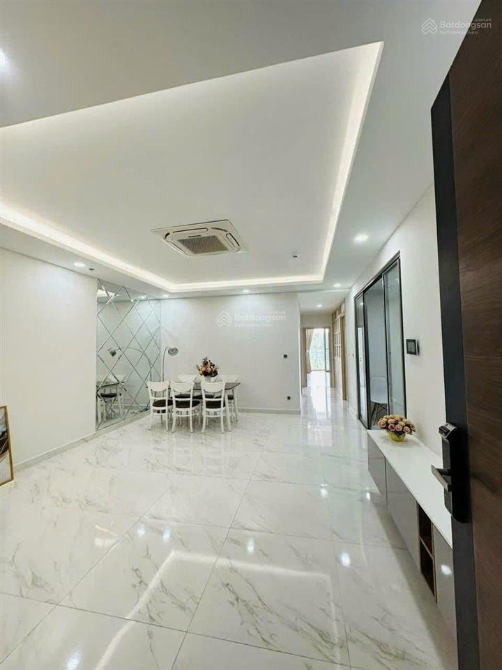 Bán căn hộ midtown 130m2  view sông và công viên giá 11 tỷ