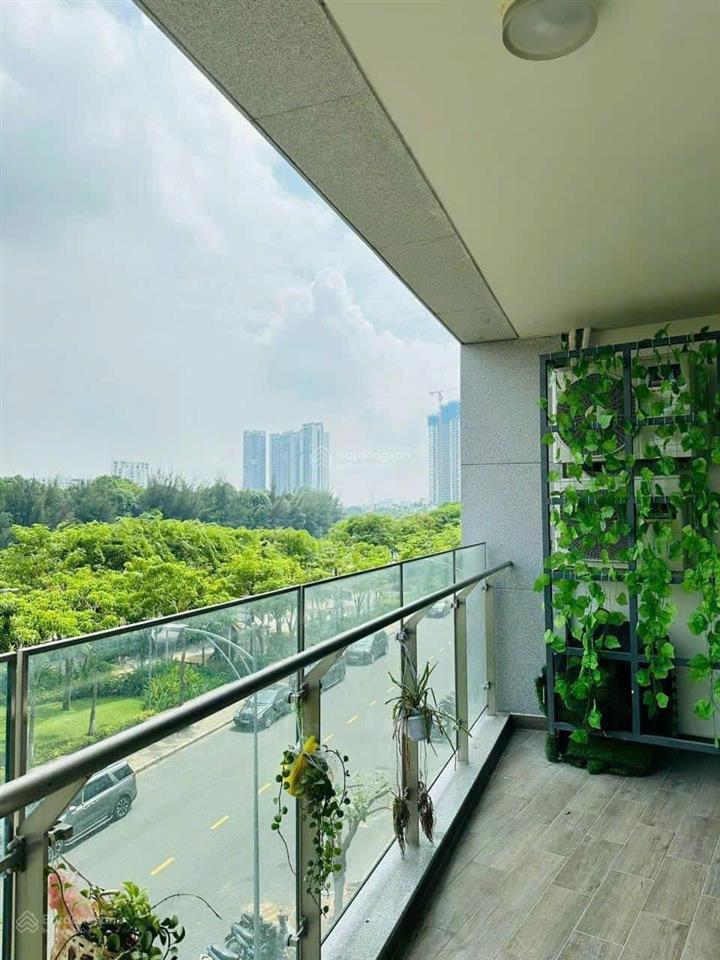 Bán căn hộ midtown 130m2  view sông và công viên giá 11 tỷ